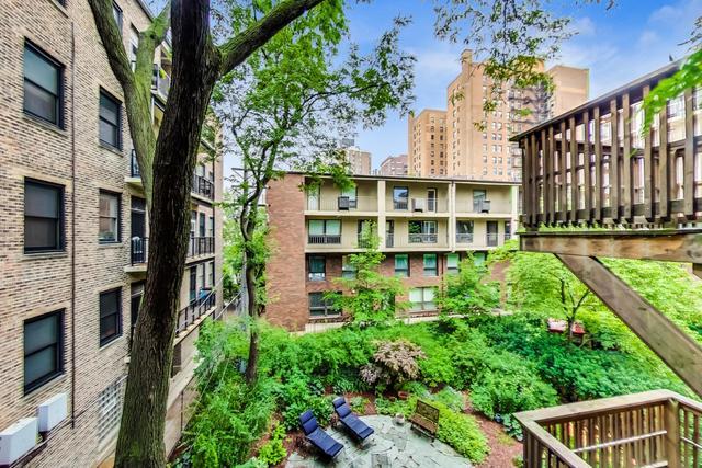 622 W Waveland Ave Unit 2W, Chicago, IL 60613 - view of apartment building / complex