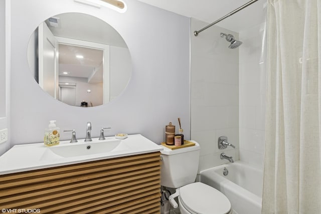 1470 Jefferson St Unit 602, Des Plaines, IL 60016 - bathroom with shower / bath combo and vanity