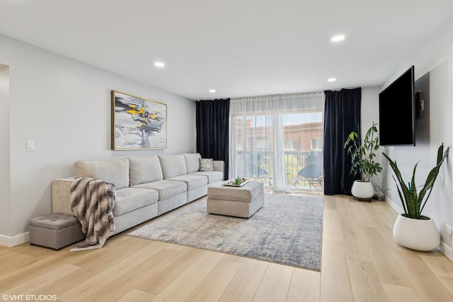 1470 Jefferson St Unit 602, Des Plaines, IL 60016 - living area featuring light wood-style flooring and recessed lighting