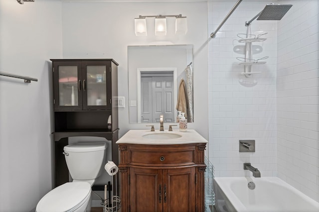 4026 N Clarendon Ave Unit 2N, Chicago, IL 60613 - bathroom with vanity and bathtub / shower combination