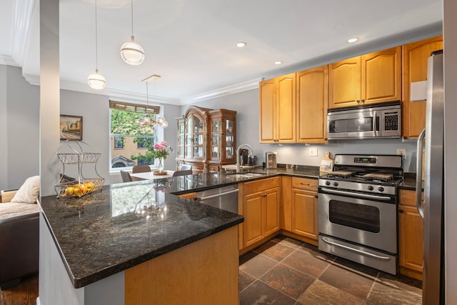 4026 N Clarendon Ave Unit 2N, Chicago, IL 60613 - kitchen with appliances with stainless steel finishes, crown molding, recessed lighting, a peninsula, and hanging light fixtures