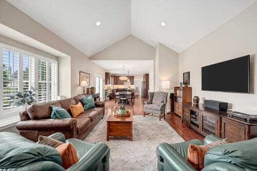 9 Olympic Dr, South Barrington, IL 60010 - photo 14