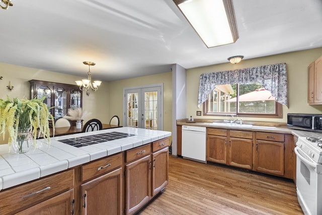 211 N Oltendorf Rd, Streamwood, IL 60107 - photo 7