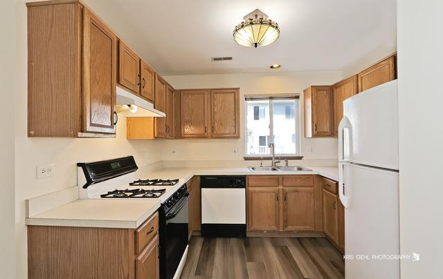 936 S Darla Ct, Waukegan, IL 60085 - photo 7