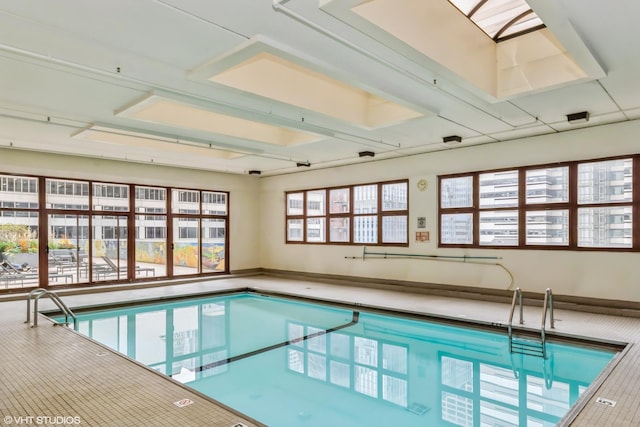 200 N Dearborn St Unit 1803, Chicago, IL 60601 - view of indoor community pool
