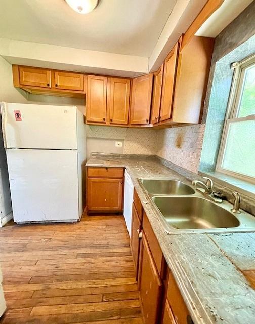 12411 S Princeton Ave, Chicago, IL 60628 - photo 10
