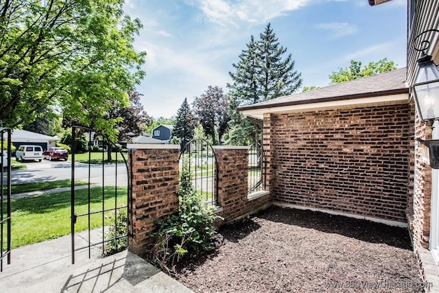 824 62nd St, Downers Grove, IL 60516 - gate with a lawn