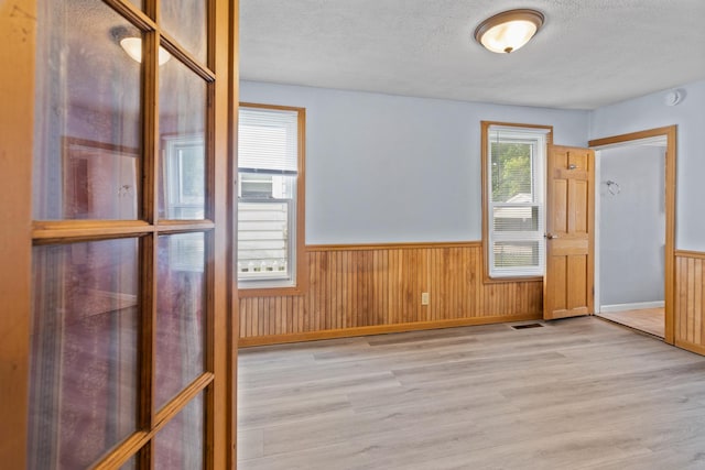 1308 S Wright St, Bloomington, IL 61701 - photo 23