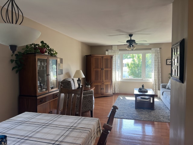 980 Hillcrest Blvd, Hoffman Estates, IL 60169 - bedroom with wood finished floors and a ceiling fan