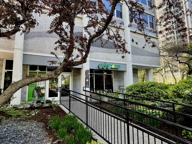 4250 N Marine Dr Unit 1230, Chicago, IL 60613 - photo 25