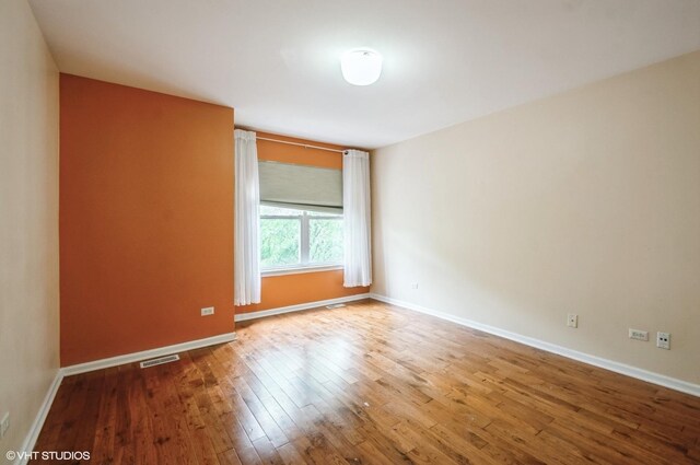 7272 N Rogers Ave, Chicago, IL 60645 - photo 8