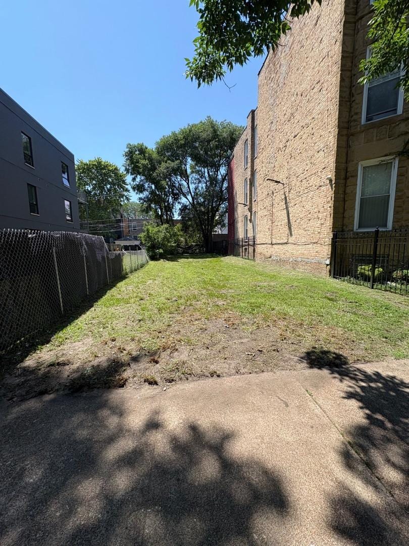 4344 S Berkeley Ave, Chicago, IL 60653