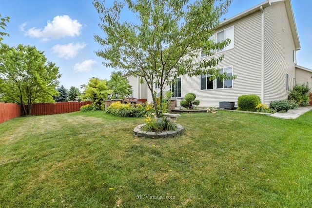 2943 Heather Ln, Montgomery, IL 60538 - view of yard