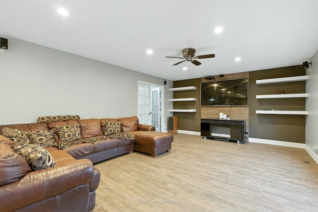 2943 Heather Ln, Montgomery, IL 60538 - living area featuring a ceiling fan, recessed lighting, and wood finished floors