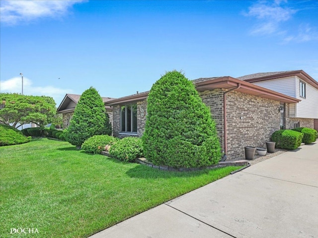 5843 W 75th Pl, Burbank, IL 60459 - photo 3