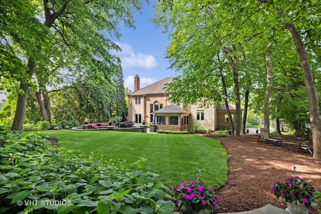 3104 Royal Fox Dr, Saint Charles, IL 60174 - view of grassy yard