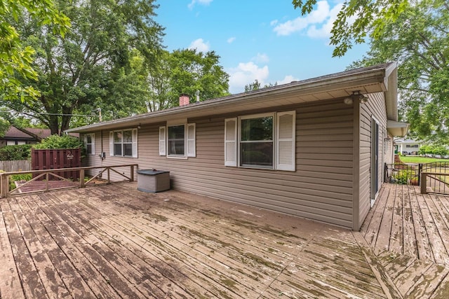 1316 Kirkwood Dr, Pontiac, IL 61764 - view of wooden terrace
