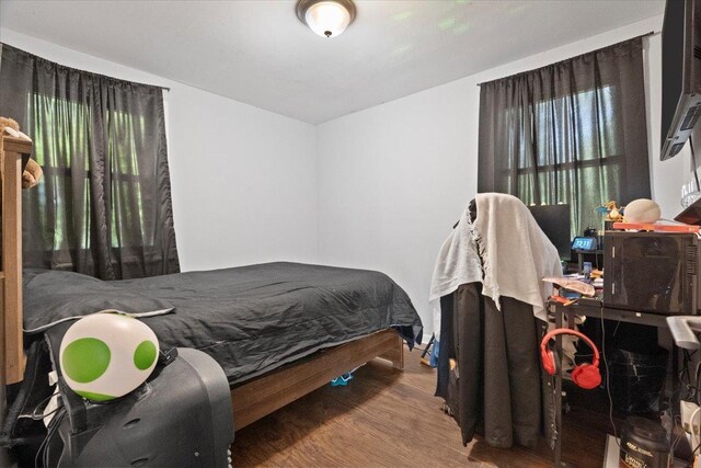 2116 Castle Ct, Waukegan, IL 60087 - bedroom with wood finished floors