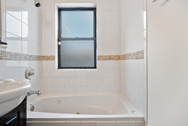7438 N Hermitage Ave Unit 1E, Chicago, IL 60626 - full bath with vanity