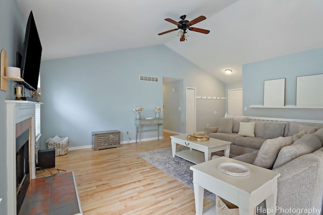 1504 9th St, Harvard, IL 60033 - photo 4