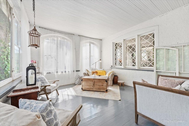 558 W Downer Pl, Aurora, IL 60506 - sunroom featuring healthy amount of natural light