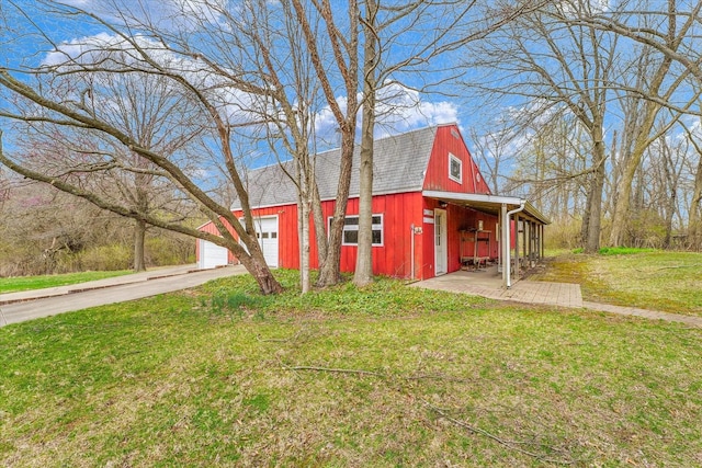 13809 Pine Rd, Dewitt, IL 61735 - view of outbuilding with driveway