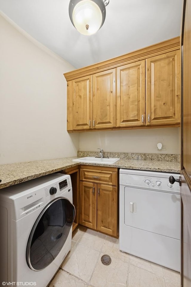 437 N County Line Rd, Hinsdale, IL 60521 - laundry room featuring washer / clothes dryer and cabinet space