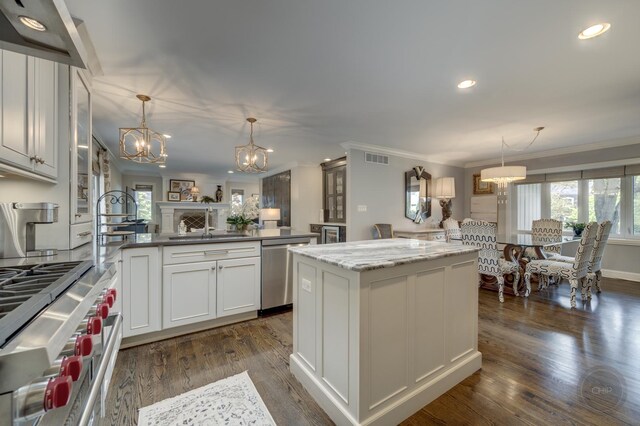 1017 Summit Hills Ln, Naperville, IL 60563 - photo 9