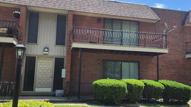 627 N Carroll Pkwy Unit 105, Glenwood, IL 60425 - view of building exterior
