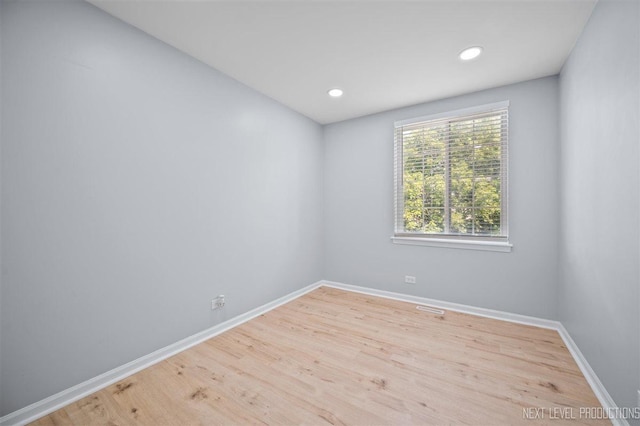 300 Wildrose Ct, Bolingbrook, IL 60440 - photo 27