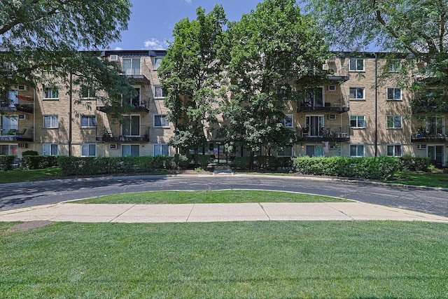 2424 E Oakton St Unit 3E, Arlington Heights, IL 60004 - view of apartment building / complex