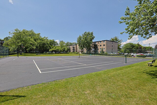 2424 E Oakton St Unit 3E, Arlington Heights, IL 60004 - view of home's community featuring a yard