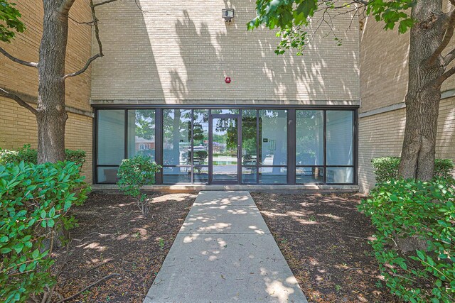 2424 E Oakton St Unit 3E, Arlington Heights, IL 60004 - view of tennis court