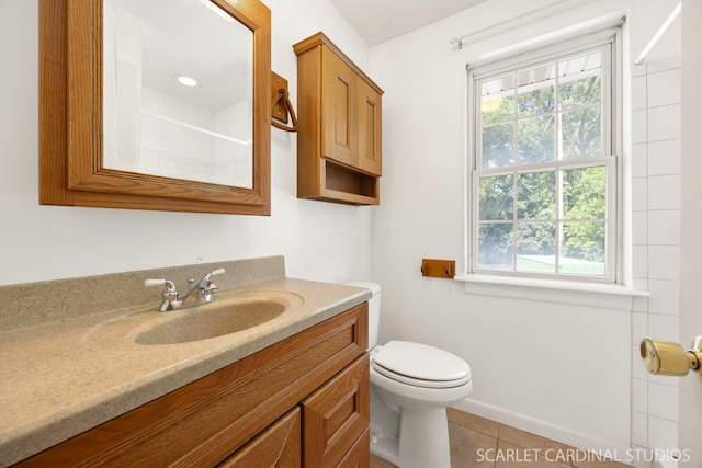 7334 Maridon Rd, Countryside, IL 60525 - bathroom featuring vanity, healthy amount of natural light, and tile patterned flooring