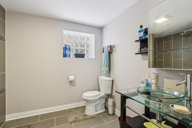 8120 S Luella Ave, Chicago, IL 60617 - bathroom with vanity and tile patterned floors