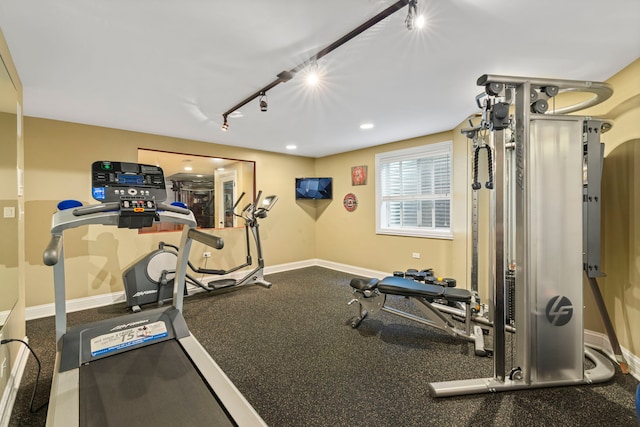 3550 Sorrel Dr, Northbrook, IL 60062 - workout area with track lighting and recessed lighting