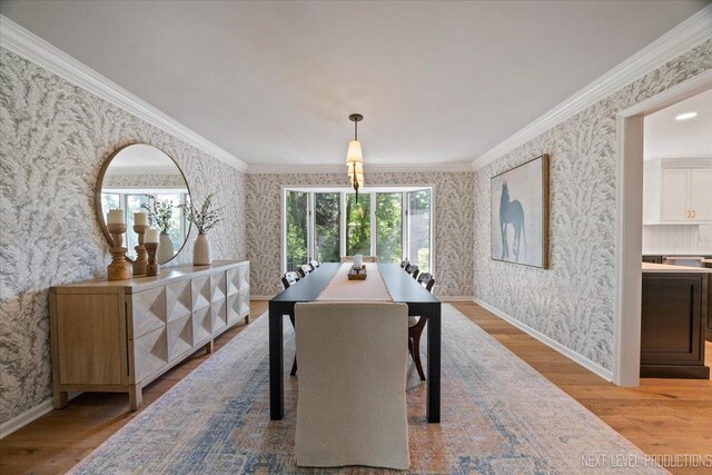 1412 Sherwood Ln, Geneva, IL 60134 - dining area featuring wallpapered walls, light wood-type flooring, and crown molding