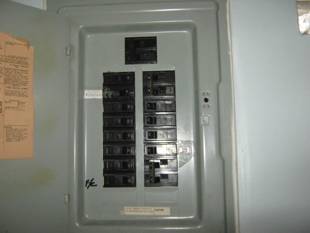 4204 Main St, Skokie, IL 60076 - photo 30