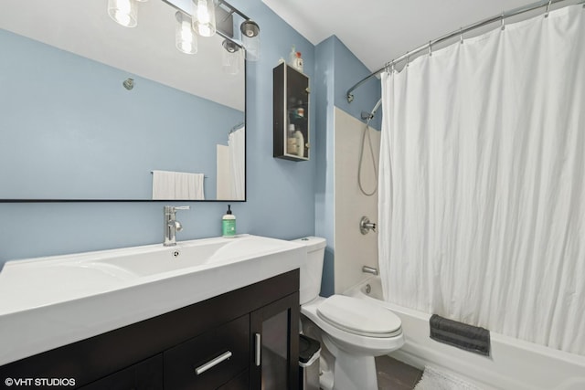 195 N Harbor Dr Unit 709, Chicago, IL 60601 - bathroom with vanity and shower / bath combination with curtain