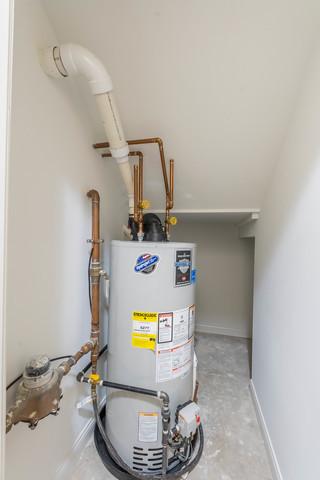 5326 W 31st St, Cicero, IL 60804 - utilities with gas water heater