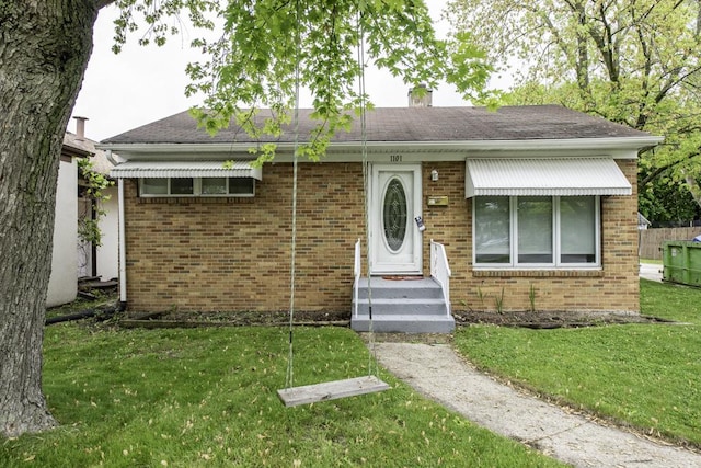 1101 Pine St, Waukegan, IL 60085 - photo 1