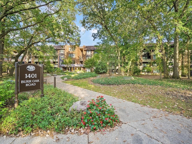 1401 Burr Oak Rd Unit 312B, Hinsdale, IL 60521 - surrounding community