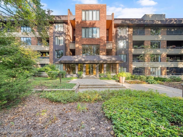 1401 Burr Oak Rd Unit 312B, Hinsdale, IL 60521 - view of apartment building / complex