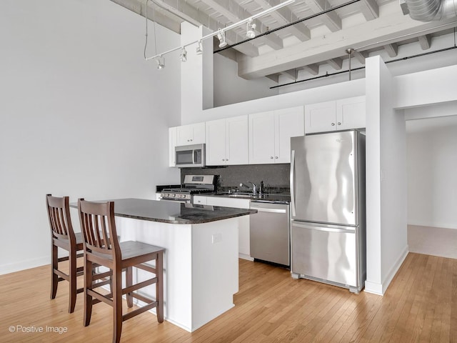 1601 W School St Unit 504, Chicago, IL 60657 - photo 8