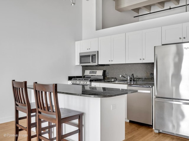 1601 W School St Unit 504, Chicago, IL 60657 - photo 9