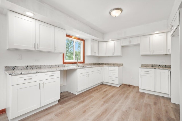 3057 201st Pl, Lynwood, IL 60411 - kitchen featuring light wood-style flooring, white cabinets, and recessed lighting