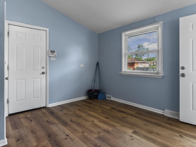 16322 Justine St, Markham, IL 60428 - foyer featuring vaulted ceiling and dark wood-style floors
