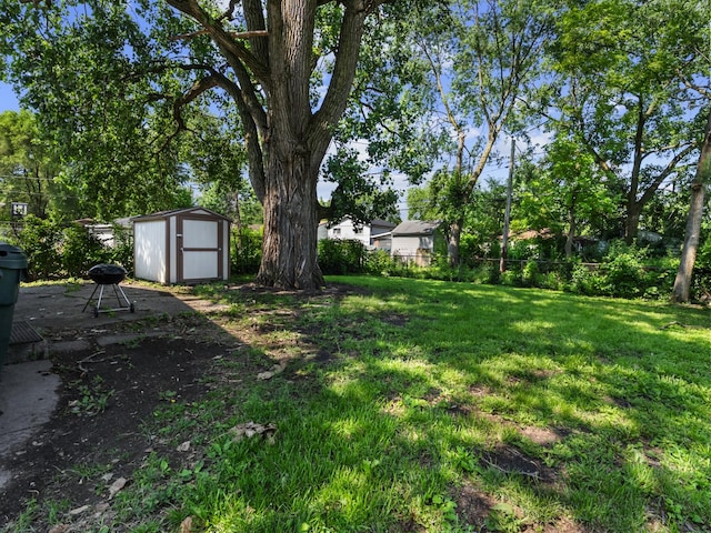 16322 Justine St, Markham, IL 60428 - view of yard featuring a shed