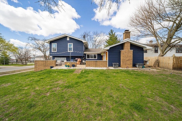 160 S Schmidt Rd, Bolingbrook, IL 60440 - photo 2