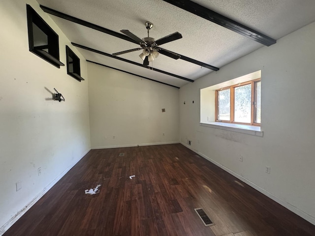 10440 Hussung Dr, Rock Falls, IL 61071 - unfurnished room featuring a textured ceiling, wood finished floors, and a ceiling fan